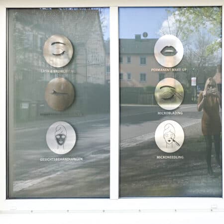 Fensteraufkleber / Icons / Schaufensterbeschriftung / Leistungen / gold & silber – Bild 10