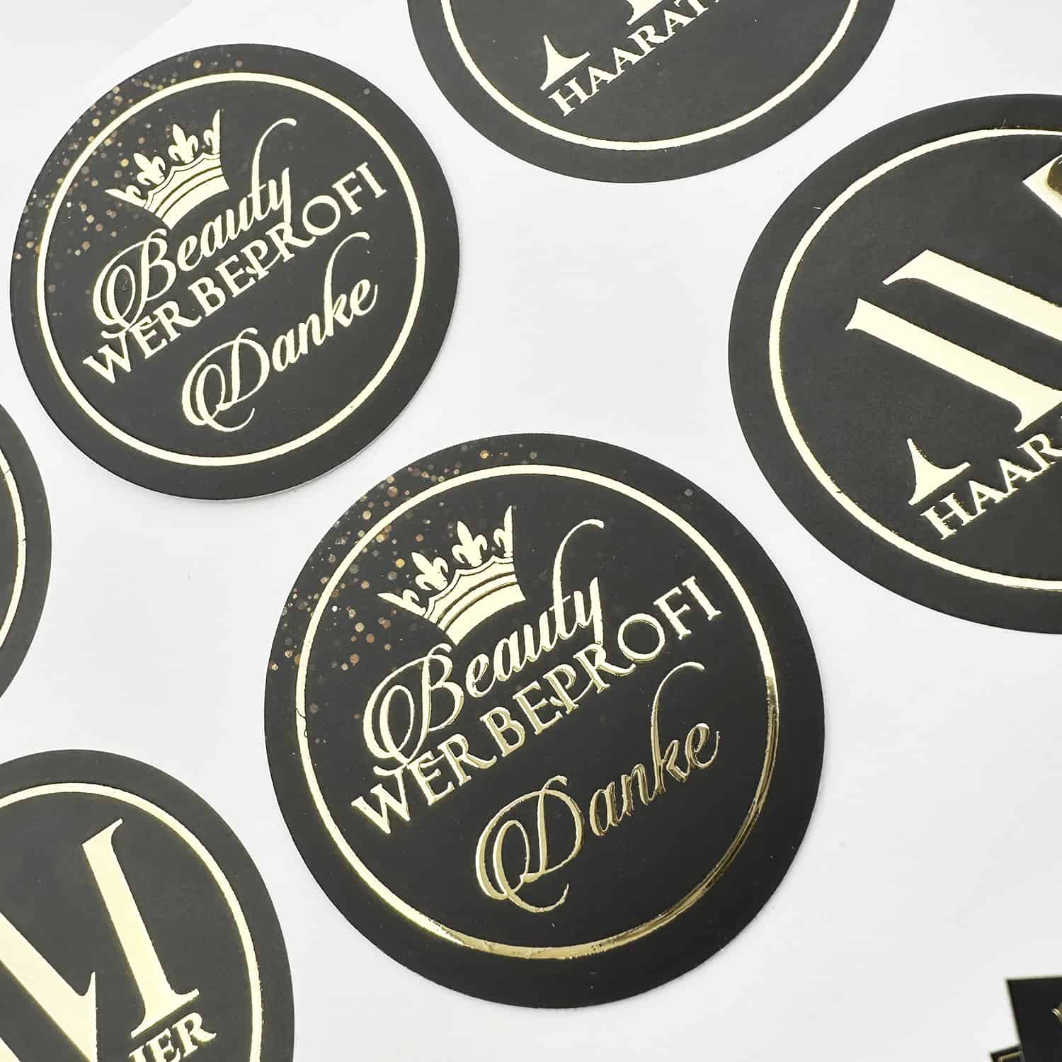 Aufkleber / Sticker / Geschenkaufkleber - Logo in Hochglanz GOLD -  Werbeprofi Nails•Lashes•Beauty•Hair