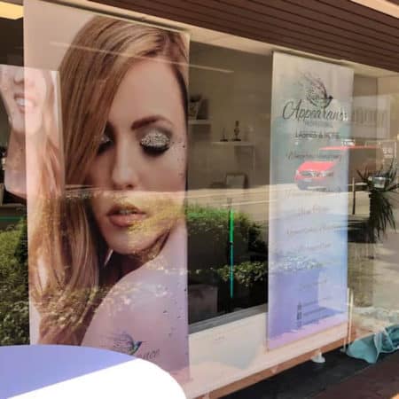Exklusiver Satin-Dekobanner (Studiodeko / Schaufenster) 100x200cm – Bild 10