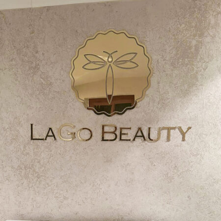 Wandlogo - Luxuriöse Buchstaben oder Logo  Acryl verspiegelt in gold oder silber – Bild 7